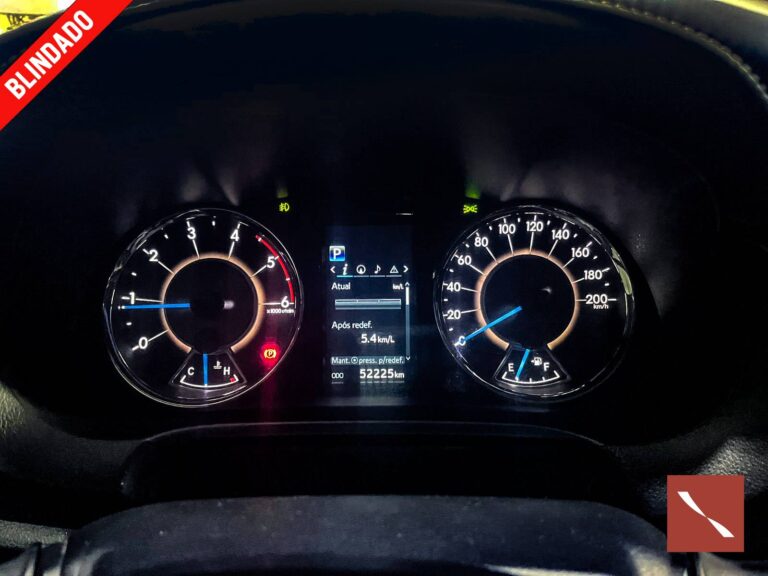 TOYOTA HILUX SW4 SRX 7L-02