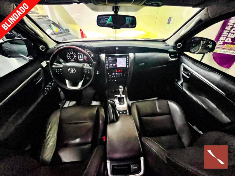 TOYOTA HILUX SW4 SRX 7L-04