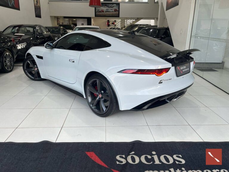 Jaguar F-Type P300 R-Dynamic -04