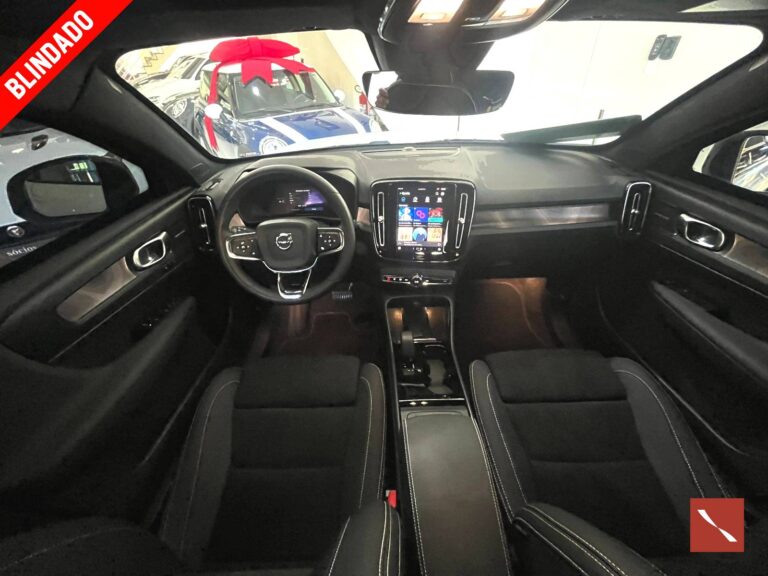 VOLVO C40 P8 RECHARGE ULTIMATE