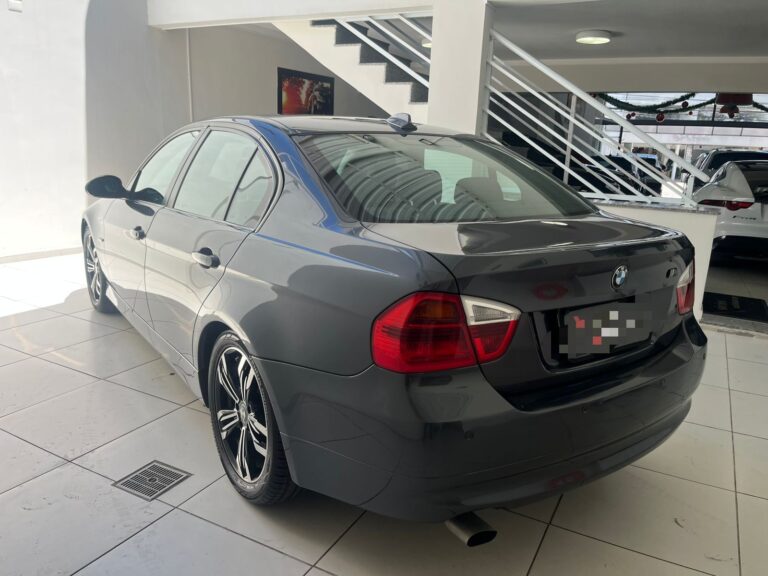BMW 320i TOP