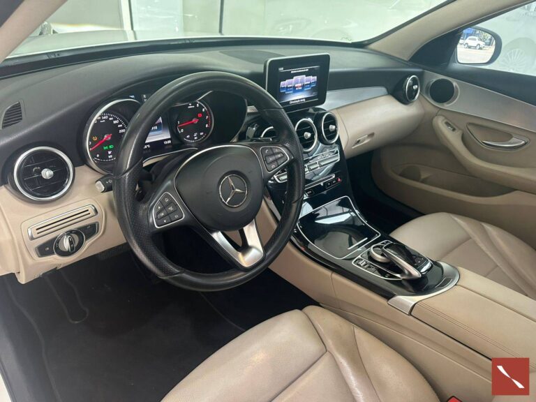 MERCEDES C200 AVANTGARDE