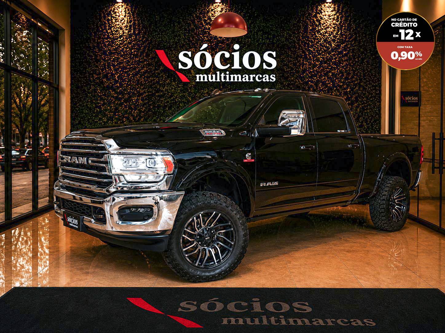RAM 3500 LIMITED LONGHORN